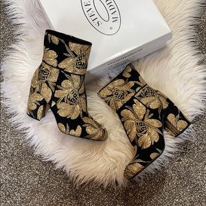 Steve Madden black and gold heeled glitter booties